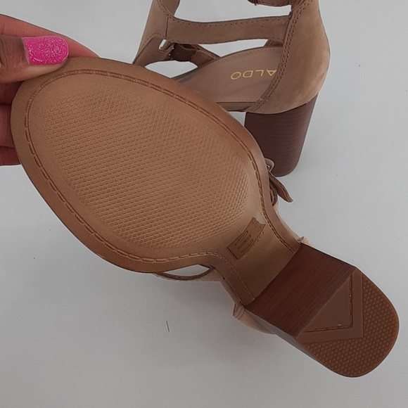 Aldo Tan Chunky Heels - Picture 5 of 6